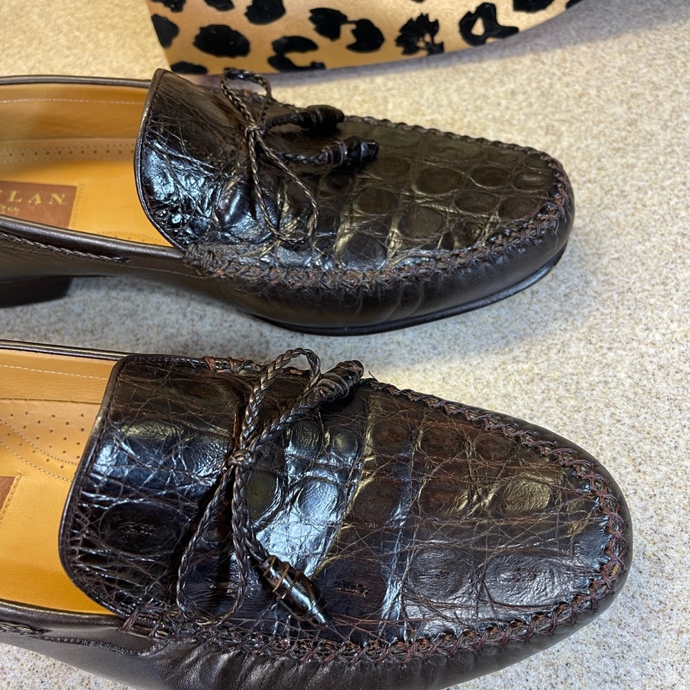 MEZLAN SHOES SIZE 10 1/2 M.  BLACK WITH BRAIDED BOW.  CROCODILE - Picture 8 of 16